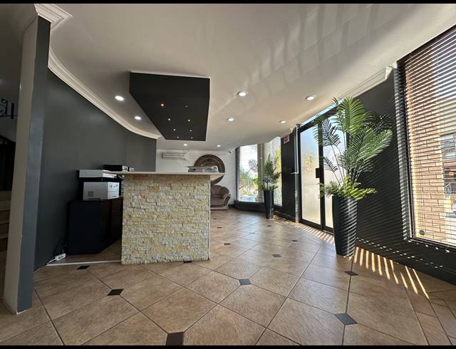 545M² OFFICE FOR SALE IN CENTURION CENTRAL